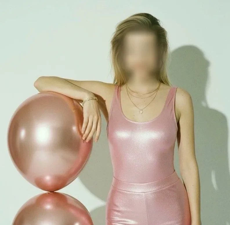 Hanna, 33