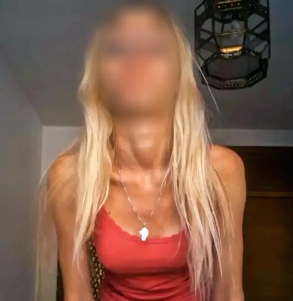 Özlem, 35